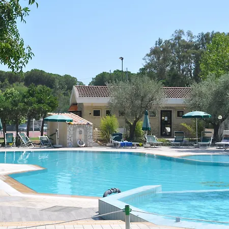 Borgo Degli Ulivi Natural Resort-2